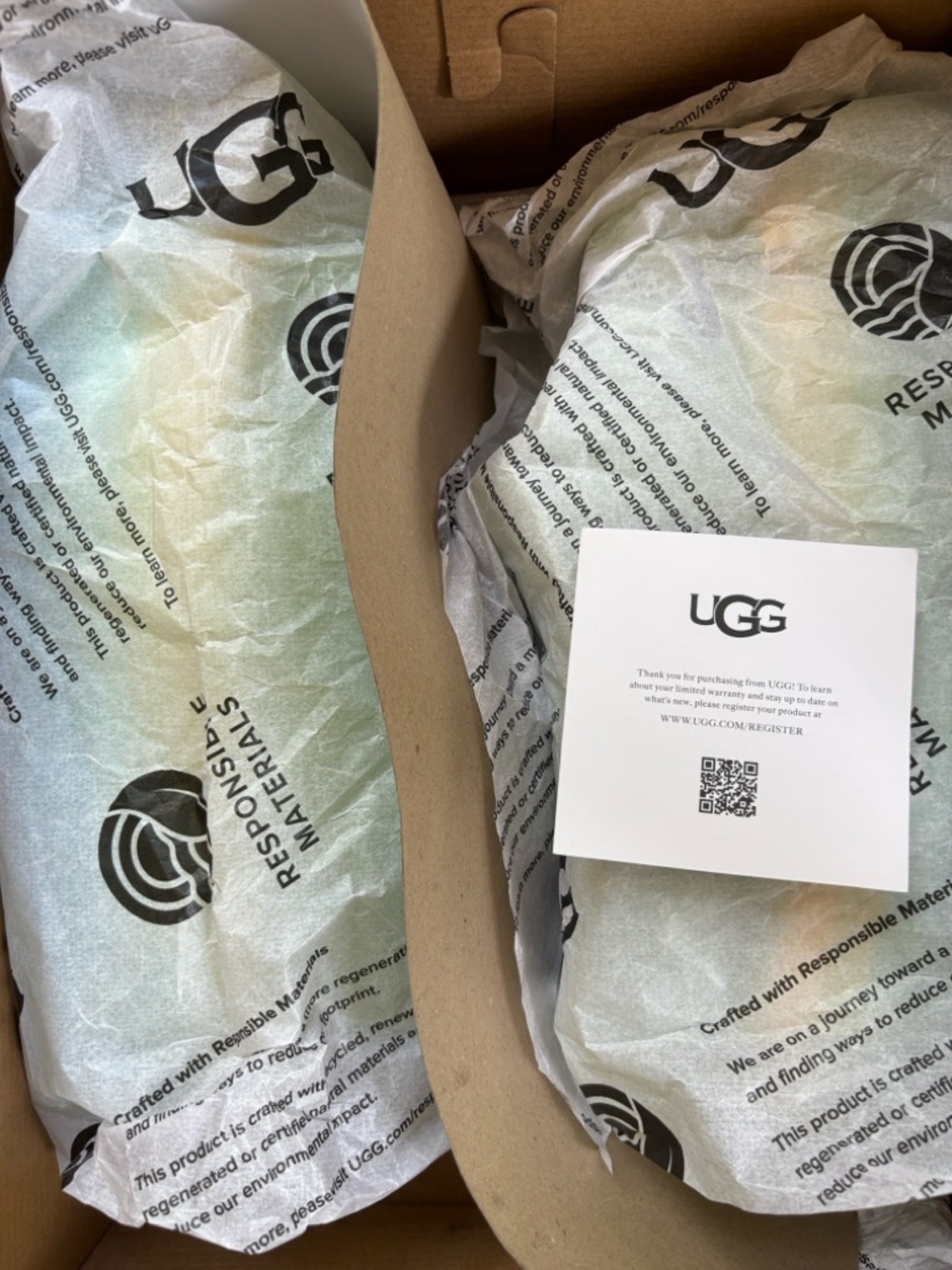 UGG URSEEN Platform Slip On Size 8/9 Shoes NWT - Picture 12 of 12